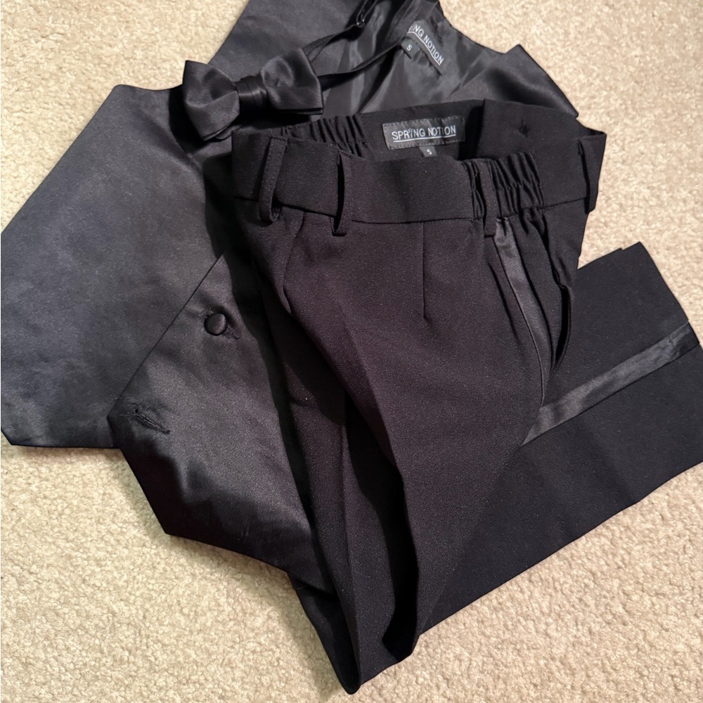 Spring Notion Kids Black Matching Set